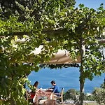 Wine 3*