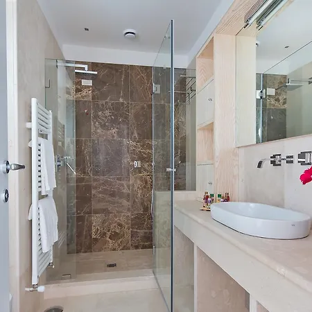 Wine Отель Капри